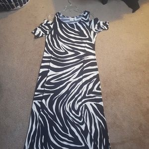 Chicos cold shoulder zebra print maxi dress